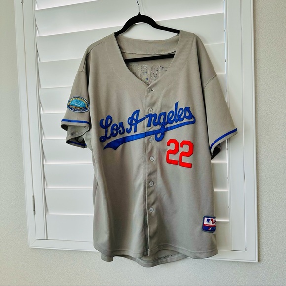 Clayton Kershaw Dodgers 50th Anniversary Grey Road Jersey Size 54 (XXL) - Picture 12 of 13